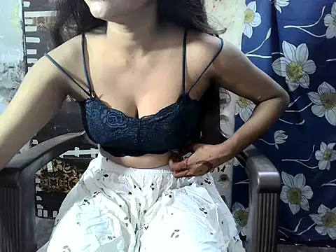 Snapshot of Lovely_Pandey chatting on 07.05.26 Lovely Pandey online show from 07.05.26