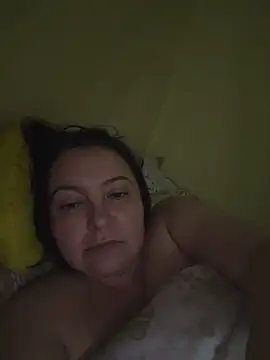EmmaEmmy40 online show from 05.17.26