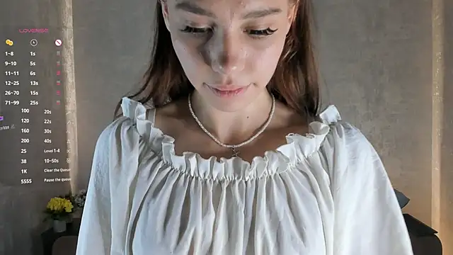 DelcieDegeorge online show from 06.22.26