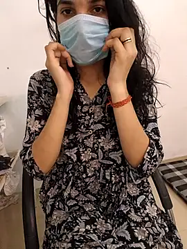 Snapshot of zoya_baby_ chatting on 06.20.26 zoya baby online show from 06.20.26