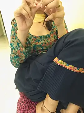 zoya baby  online show from 08.04.26