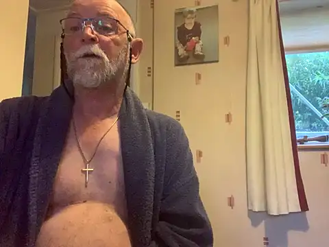Moonraker64 online show from 07.04.26