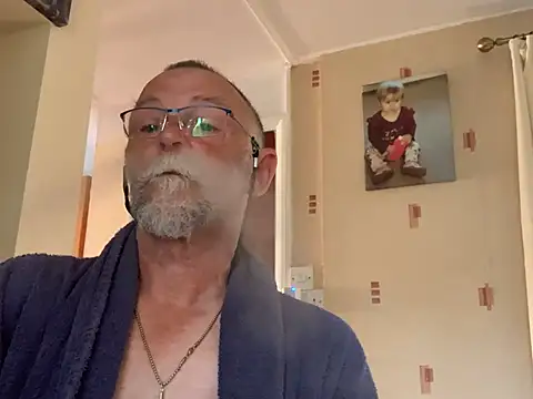 Moonraker64 online show from 07.10.26