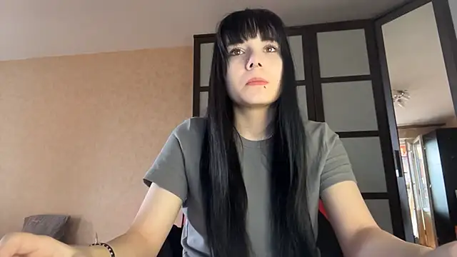 Snapshot of gothicq chatting on 05.10.26 gothicq online show from 05.10.26