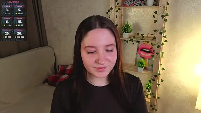 Snapshot of RudyLienna chatting on 06.05.26 RudyLienna online show from 06.05.26