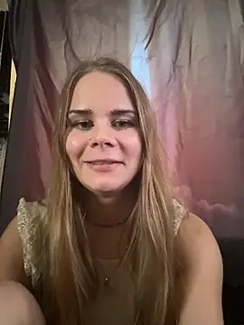 Snapshot of MaryMathews_ chatting on 06.26.26 MaryMathews online show from 06.26.26