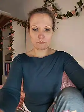Snapshot of Candy_Cougar chatting on 05.19.26 Candy Cougar online show from 05.19.26