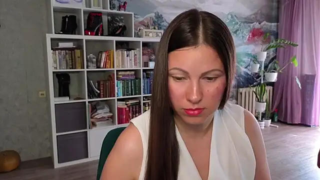 Snapshot of Dana-Queendom chatting on 06.14.26 Dana-Queendom online show from 06.14.26