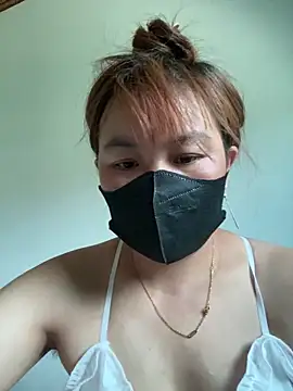  ILOVEYOU 2000 online show from 05.17.26