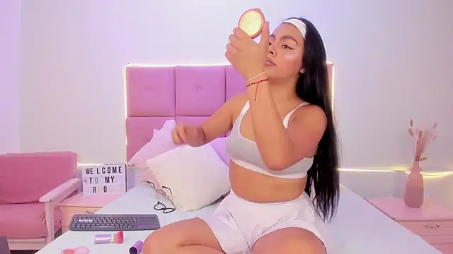 Hilaryportman149 online show from 06.05.26