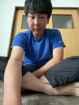 YuuYuu 010 online show from 06.16.26