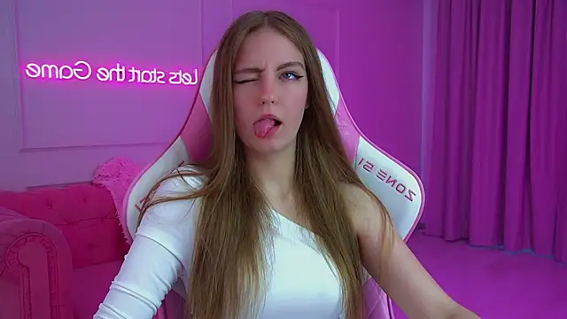 SofiaSarvains online show from 07.06.26