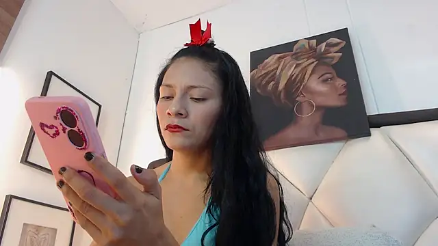 Karol Wilde online show from 06.22.26