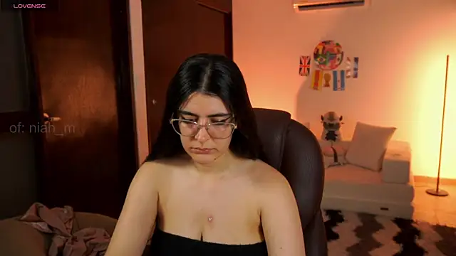 Snapshot of _Niah chatting on 07.19.26 Niah online show from 07.19.26