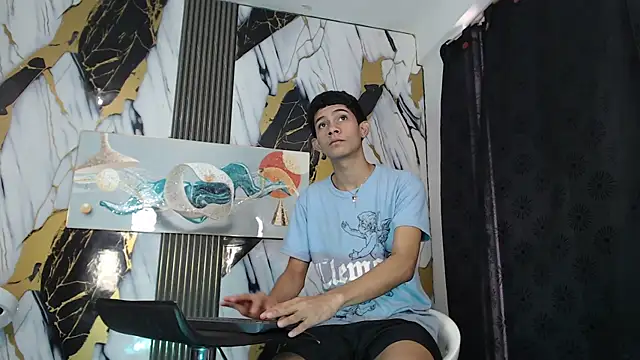 TWINKS BOYSX online show from 06.06.26