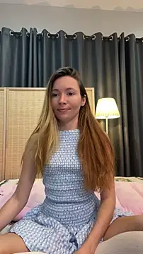 Mini girl do it better online show from 05.19.26