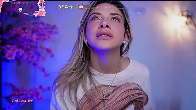 Snapshot of R4-V3N chatting on 01.12.25 R4-V3N online show from 01.12.25