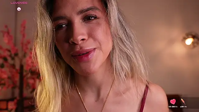 Snapshot of R4-V3N chatting on 03.22.25 R4-V3N online show from 03.22.25