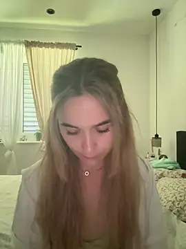 LillyStarr online show from 06.26.26