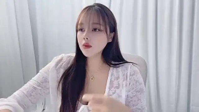 Qingqing19 online show from 06.10.26