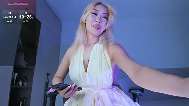 Jungso ming  online show from 06.25.26