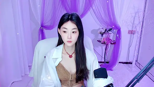 Tili Lucky online show from 06.14.26