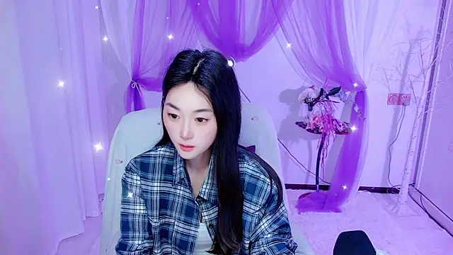 Tili Lucky online show from 06.17.26