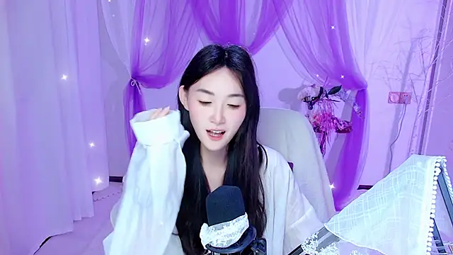Tili Lucky online show from 06.30.26