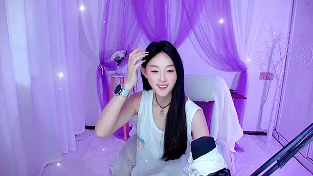 Tili Lucky online show from 08.06.26