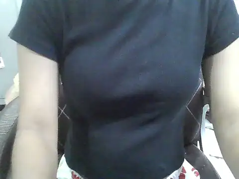 Snapshot of Maanvi_Gill chatting on 05.24.26 Maanvi Gill online show from 05.24.26