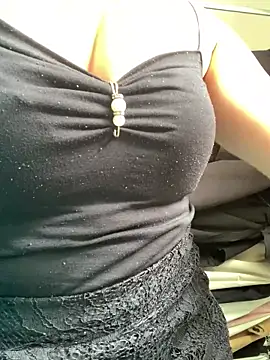 Snapshot of Bigcunt-hairy chatting on 06.05.26 Bigcunt-hairy online show from 06.05.26