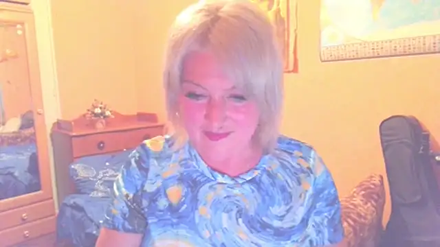 MollyyJoyy online show from 05.25.26