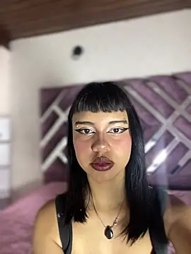 AntonellaCooper Pink online show from 05.15.26