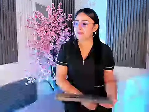 Dakotaa x online show from 06.12.26