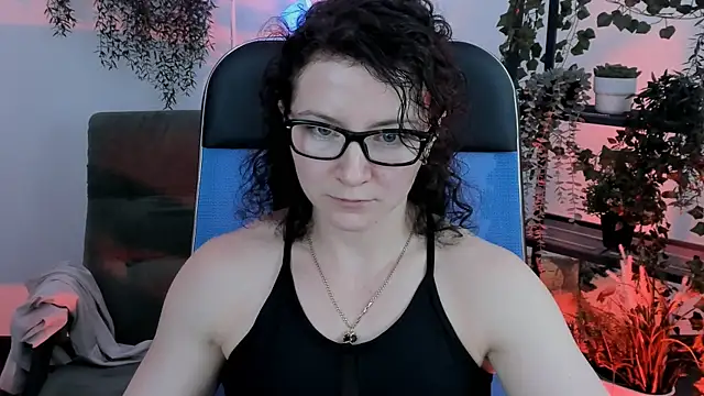 Snapshot of AureliaGleam chatting on 05.14.26 AureliaGleam online show from 05.14.26