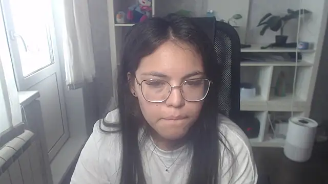 Snapshot of Anda_here chatting on 06.17.26 Anda here online show from 06.17.26