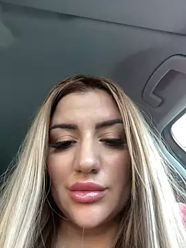 SophiePale online show from 12.15.24