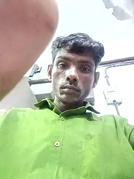 Snapshot of Hot-Parinda200 chatting on 05.13.26 Hot-Parinda200 online show from 05.13.26