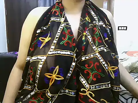 Snapshot of MISS_CUTY_ chatting on 05.20.26 MISS CUTY online show from 05.20.26