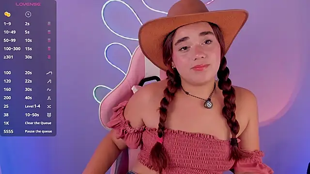 CharlotteBloom12 online show from 05.07.26