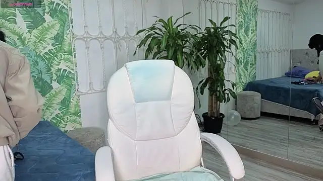 baby julieta00 online show from 06.19.26