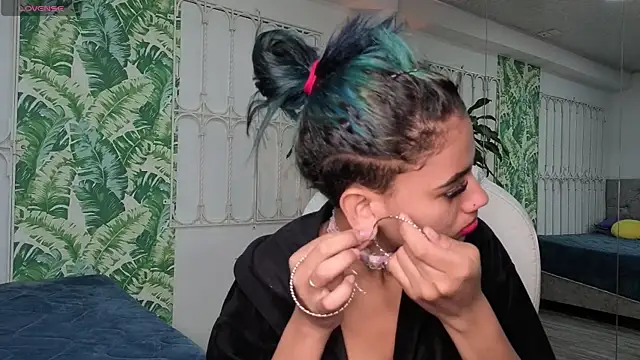 baby julieta00 online show from 06.24.26