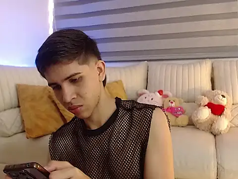 joshua saenz  online show from 07.14.26