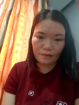 Snapshot of -Trici- chatting on 05.20.26 -Trici- online show from 05.20.26