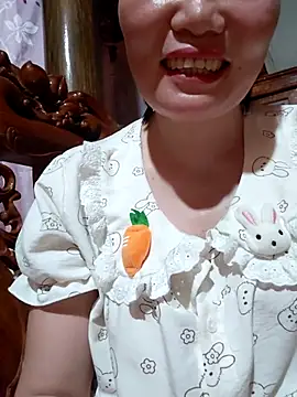Snapshot of -Trici- chatting on 06.20.26 -Trici- online show from 06.20.26