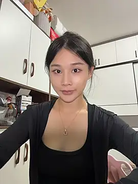 cuteluky18 online show from 05.23.26