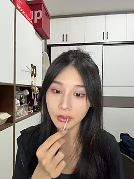 cuteluky18 online show from 05.28.26