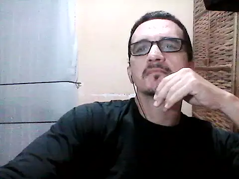 DouglasBr22 online show from 05.10.26