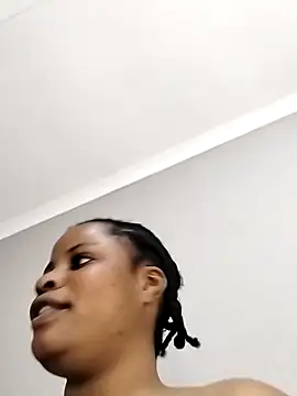 Snapshot of JuicyHoney_01 chatting on 06.19.26 JuicyHoney 01 online show from 06.19.26