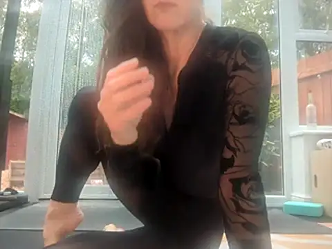 Snapshot of Lady_T_ chatting on 05.19.26 Lady T online show from 05.19.26